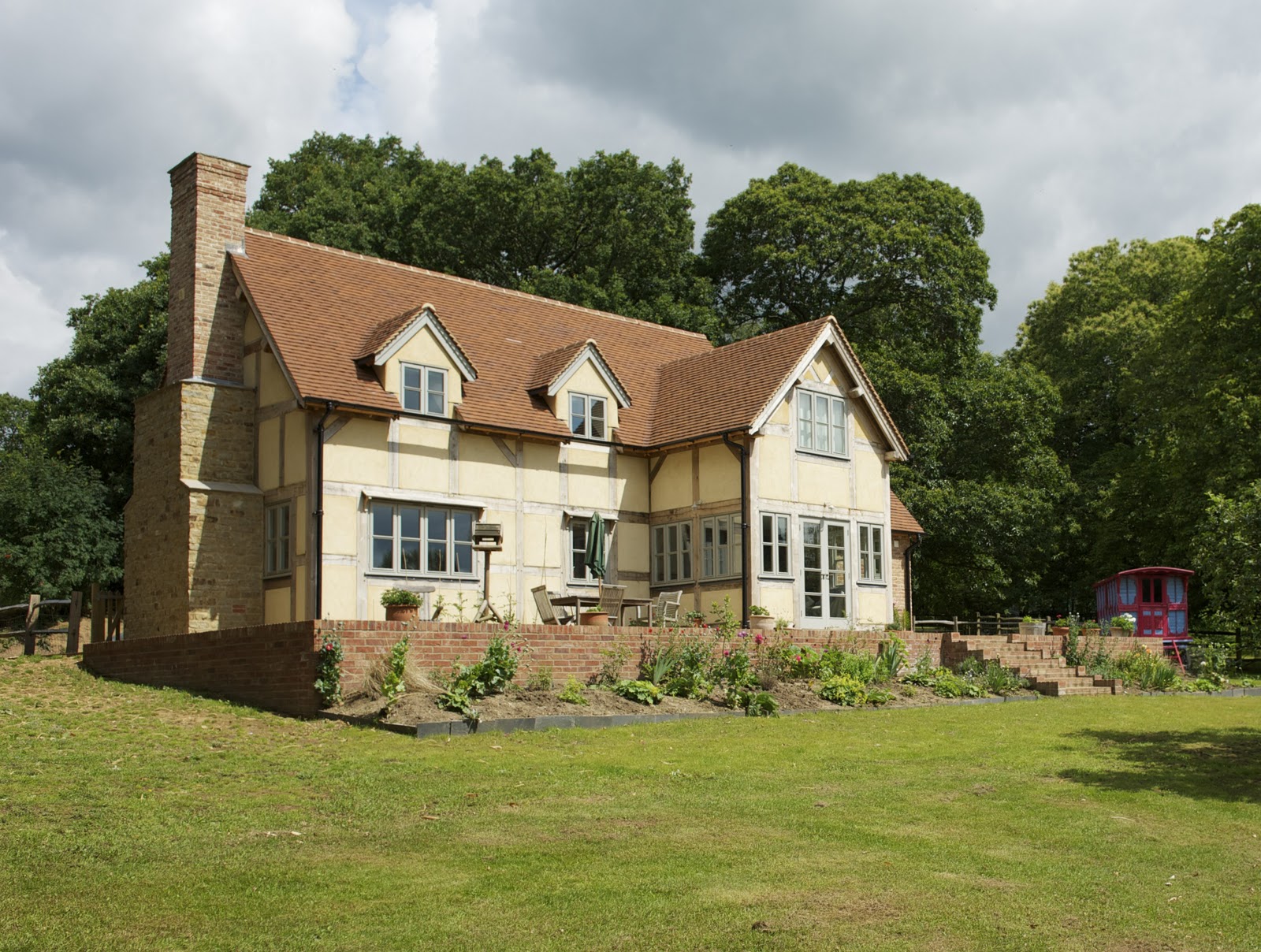 from little acorns......... A lovely oak framed cottage