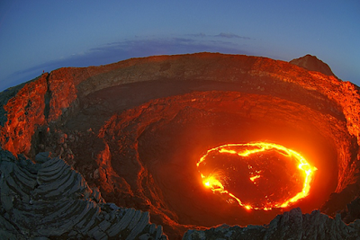 Vulcani giganti possibili eruzioni catastrofiche
