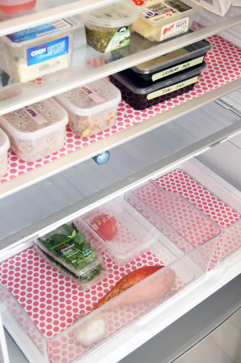 Organizing Hacks to Gain Fridge Space- Tired of your disorganized fridge? Then you'll love these clever fridge organizing ideas! They'll help get you organized, and gain fridge space! | #organization #homeOrganization #kitchenOrganizing #fridgeOrganization #ACultivatedNest