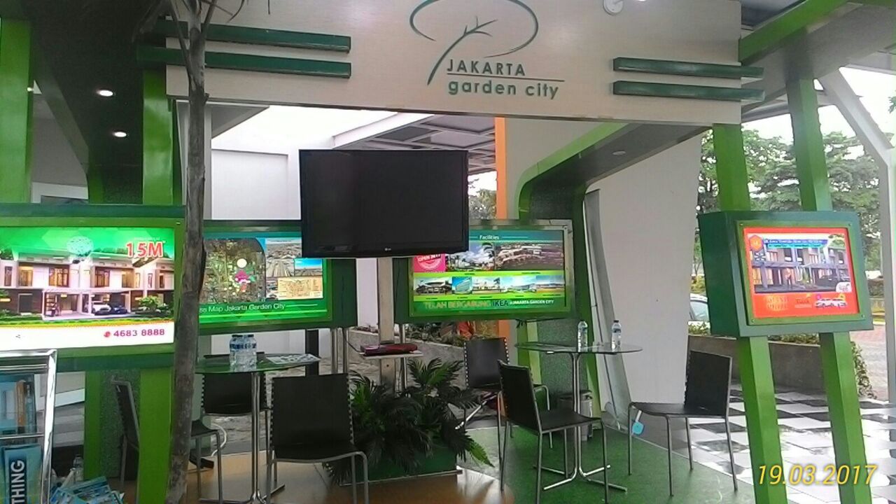 Ade UFi Tempat Kumpul Asyik dan Wisata Kuliner Seru di Food Garden