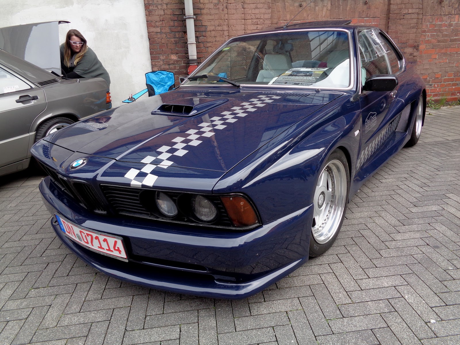 BMW e24