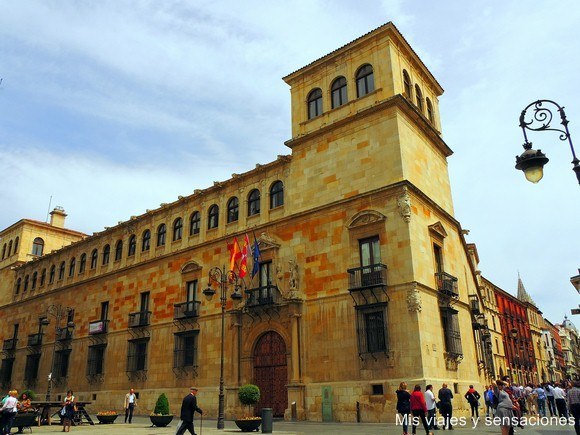 Palacio de los Guzmanes, León