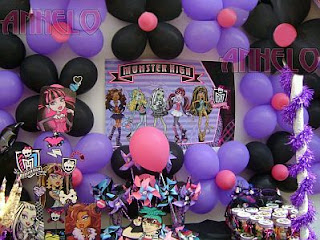 Decoracion de Fiestas Infantiles con Draculaura, Monster High
