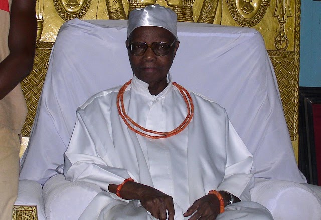 Benin monarch ‘re-unites’ with ancestors