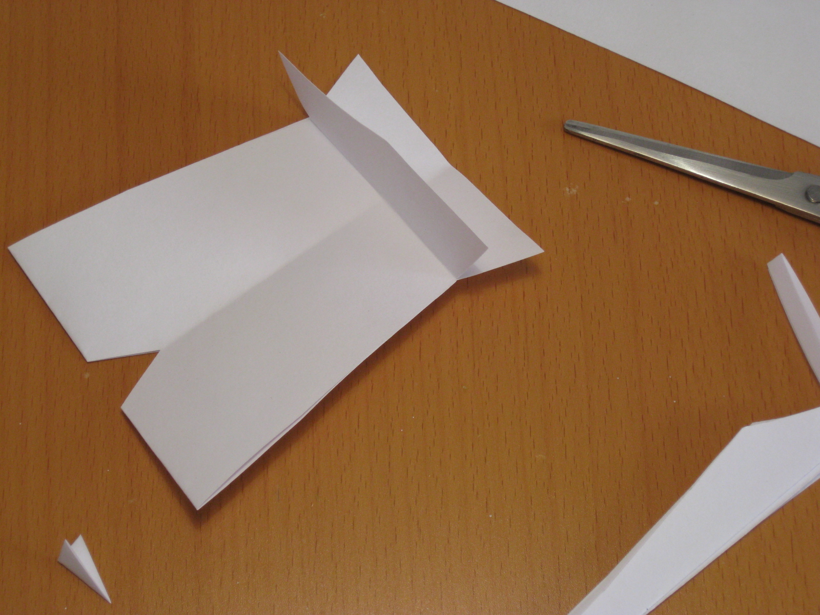 Cómo hacer un silbato de papel en Recicla Inventa