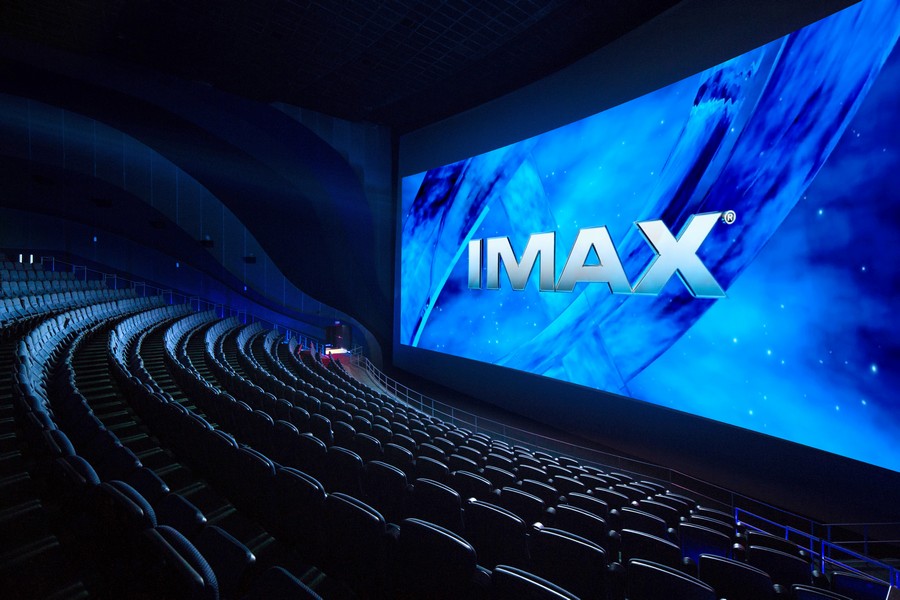 Киномакс мегамаг афиша. Аймакс 3л. IMAX экран. Кинотеатр Киномакс аймакс. Зал IMAX 3d.