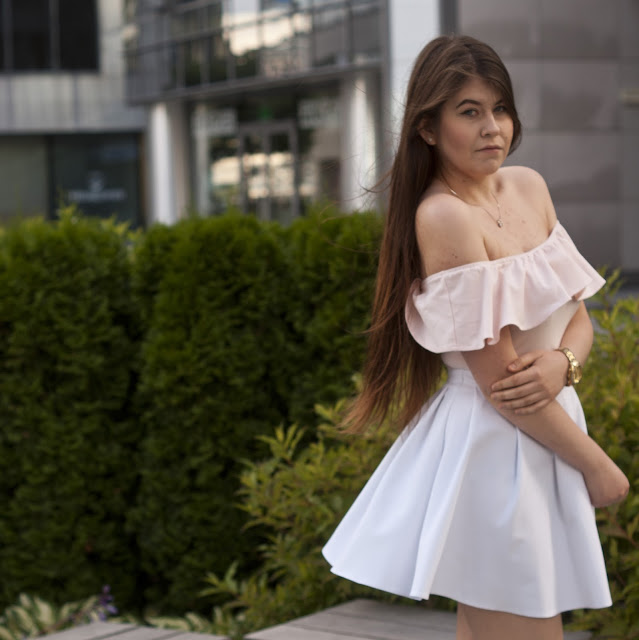 15_6.jpg