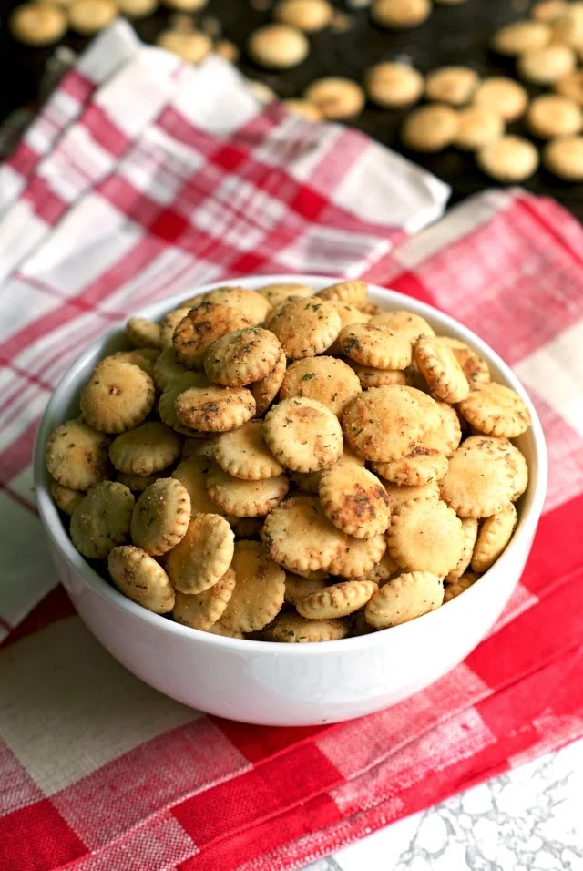 Easy Ranch Oyster Crackers from The Two Bite Club