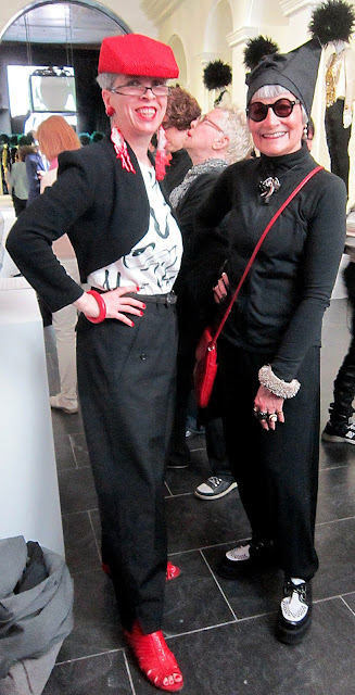 Idiosyncratic Fashionistas: Punk: Chaos to Couture at the Metropolitan ...