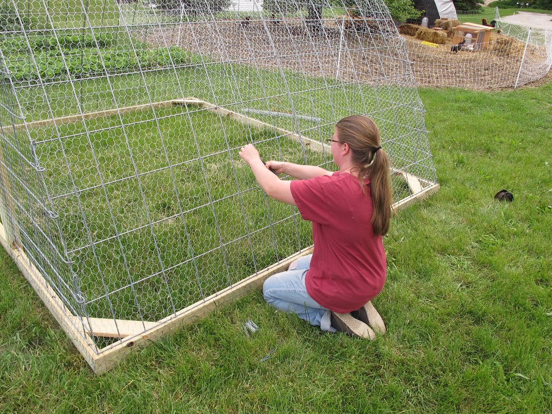 Joe's Garden Journal Building a Hoop Coop, How to construct an