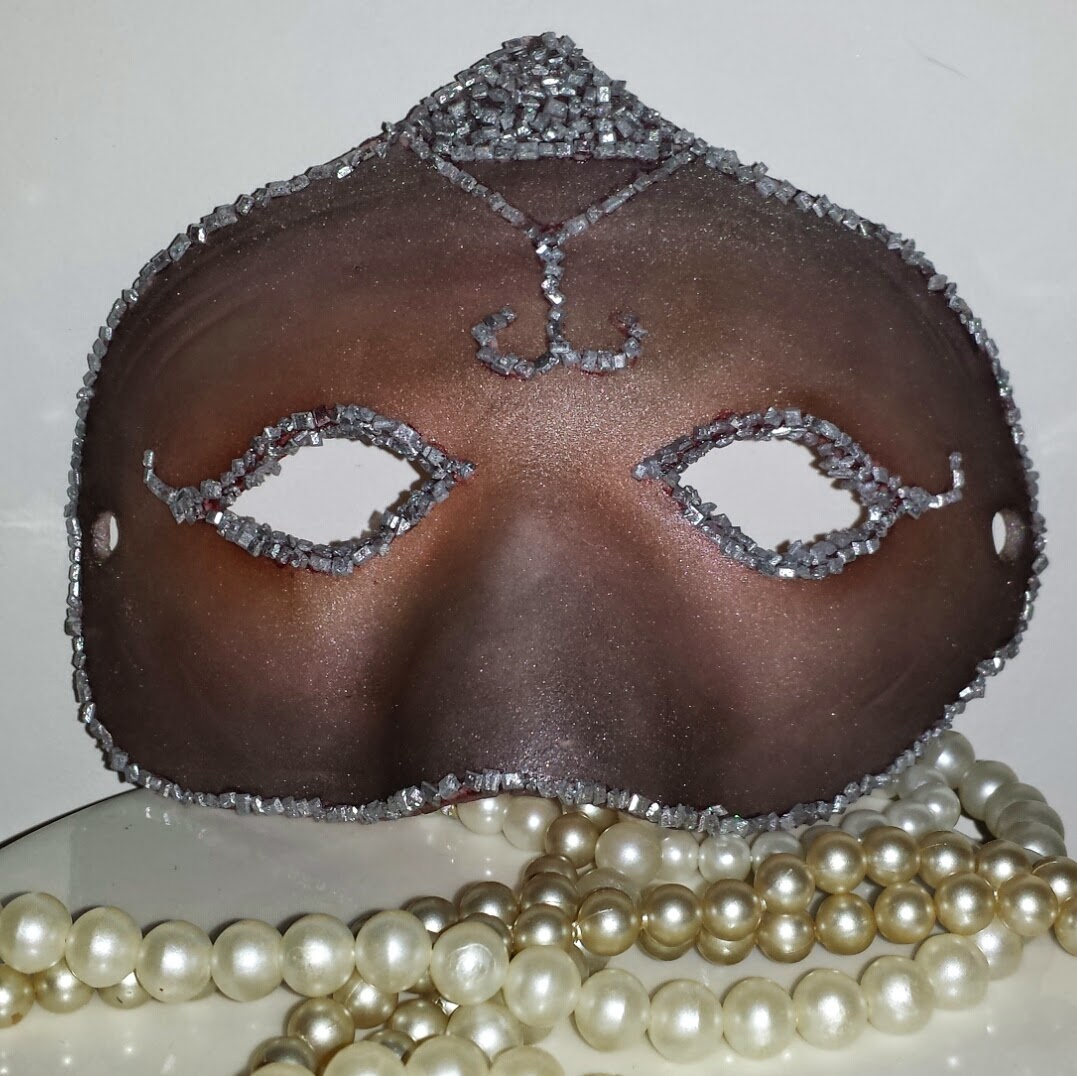 Mask Backen Baka och Dekorera: Maskeradmask i sockerpasta!