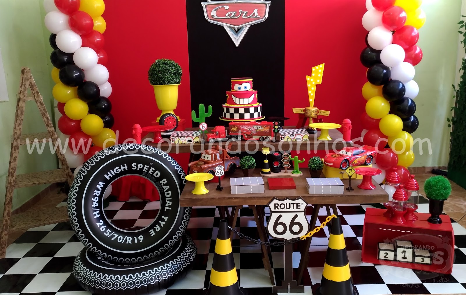 Decoração de bolo de Aniversário Disney Cars 3