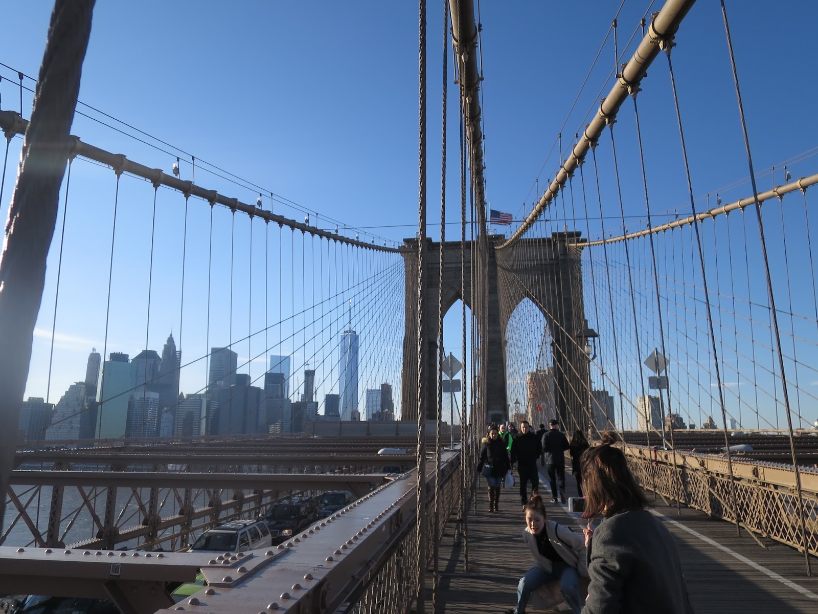 Exploring DUMBO Brooklyn Modern Mollie