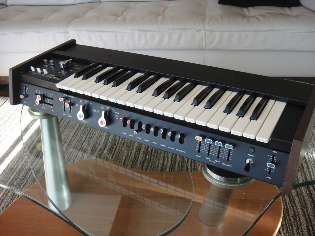 MATRIXSYNTH: Korg UNIVOX Mini-korg K2 with Kenton Socket Upgrade