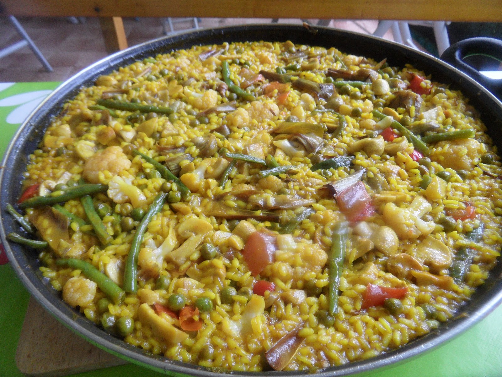 Cocina 3 Generaciones PAELLA DE VERDURAS CON ALL I OLI