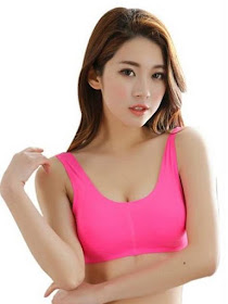 how do you wear a sports bra