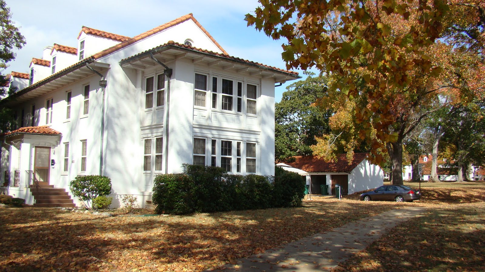 Modern Ranch Life is Peachy...in That Is