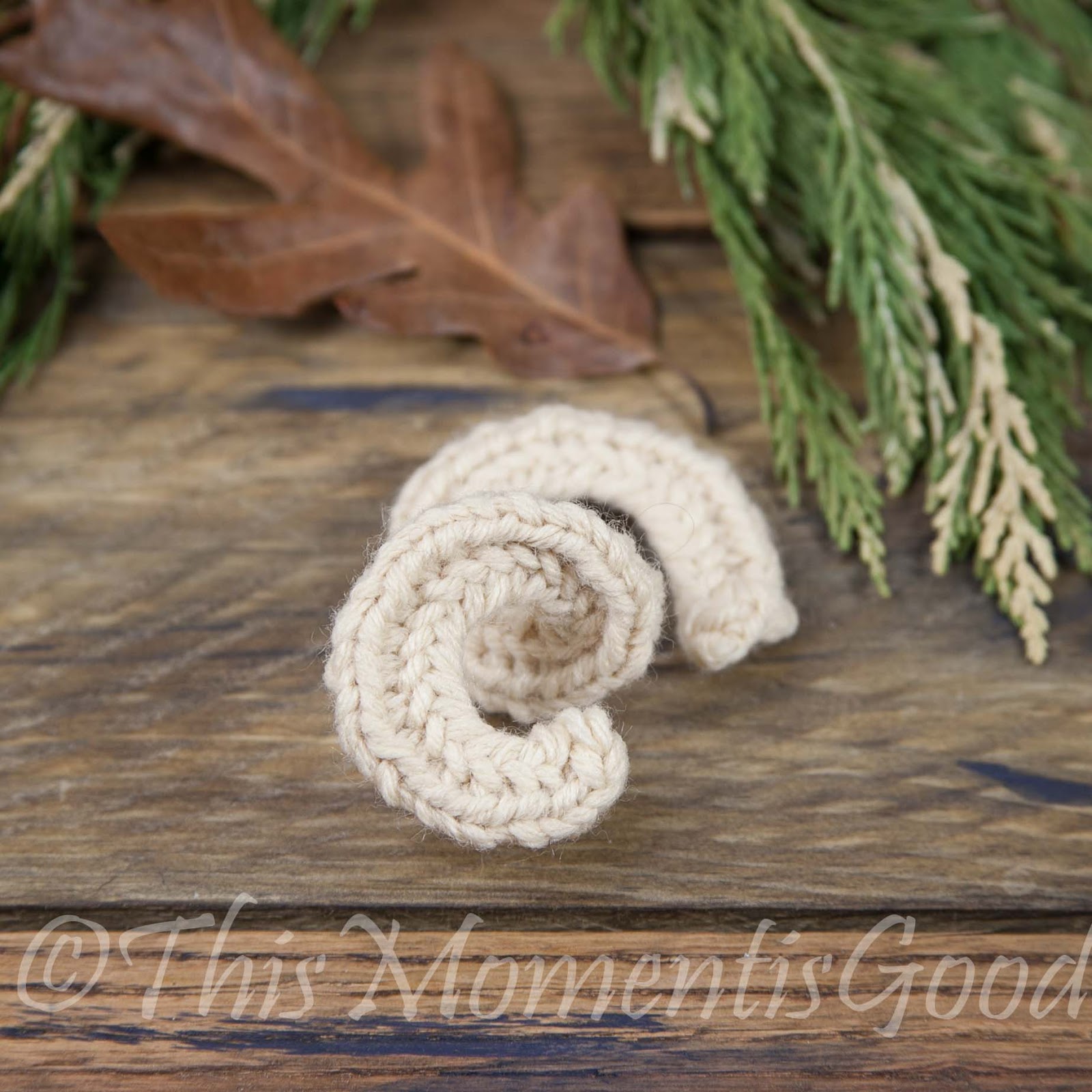 LOOM KNIT CURLY Q OR SPIRAL ICORD Loom Knitting by This Moment is Good!