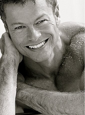 Dinosaur Prince's Kingdom: A Daryl Dixon Porn Star Lookalike?