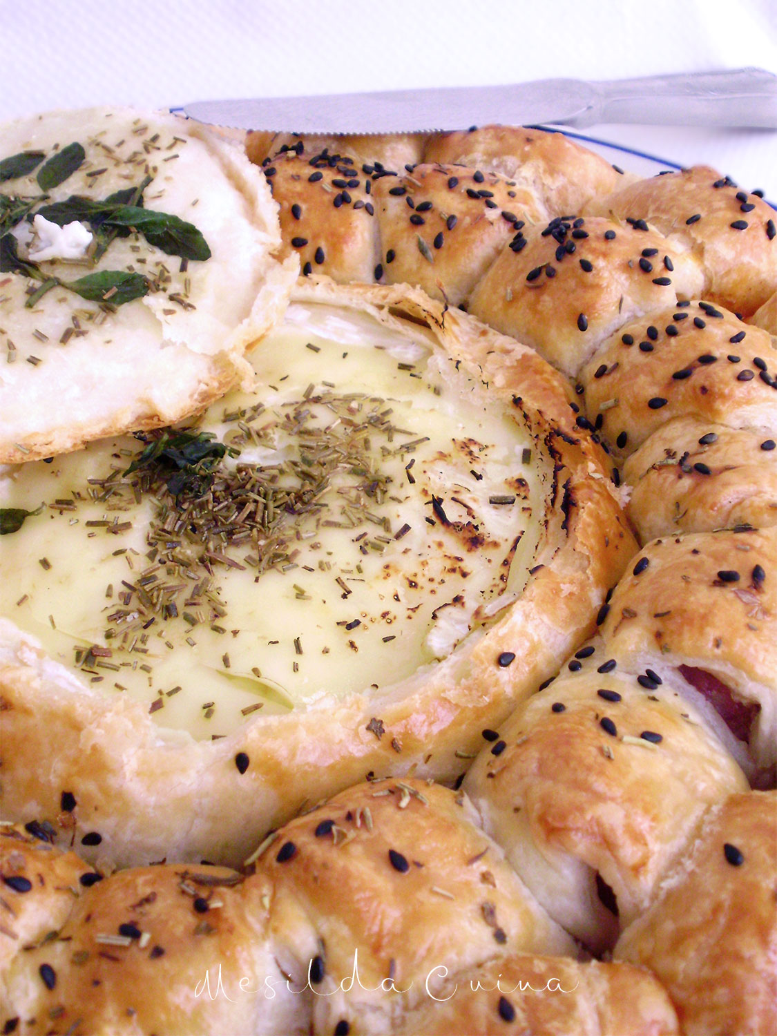 FONDUE DE QUESO CON CHORIZO Y LONGANIZA La cocina de Mesilda