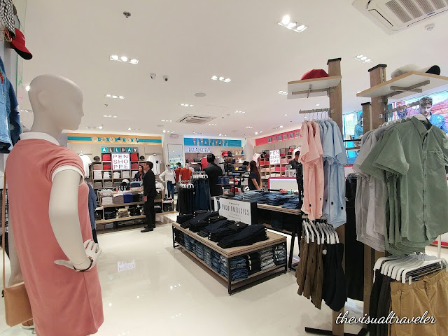 Bigger and Better Penshoppe Store Opens at Ayala Center Cebu