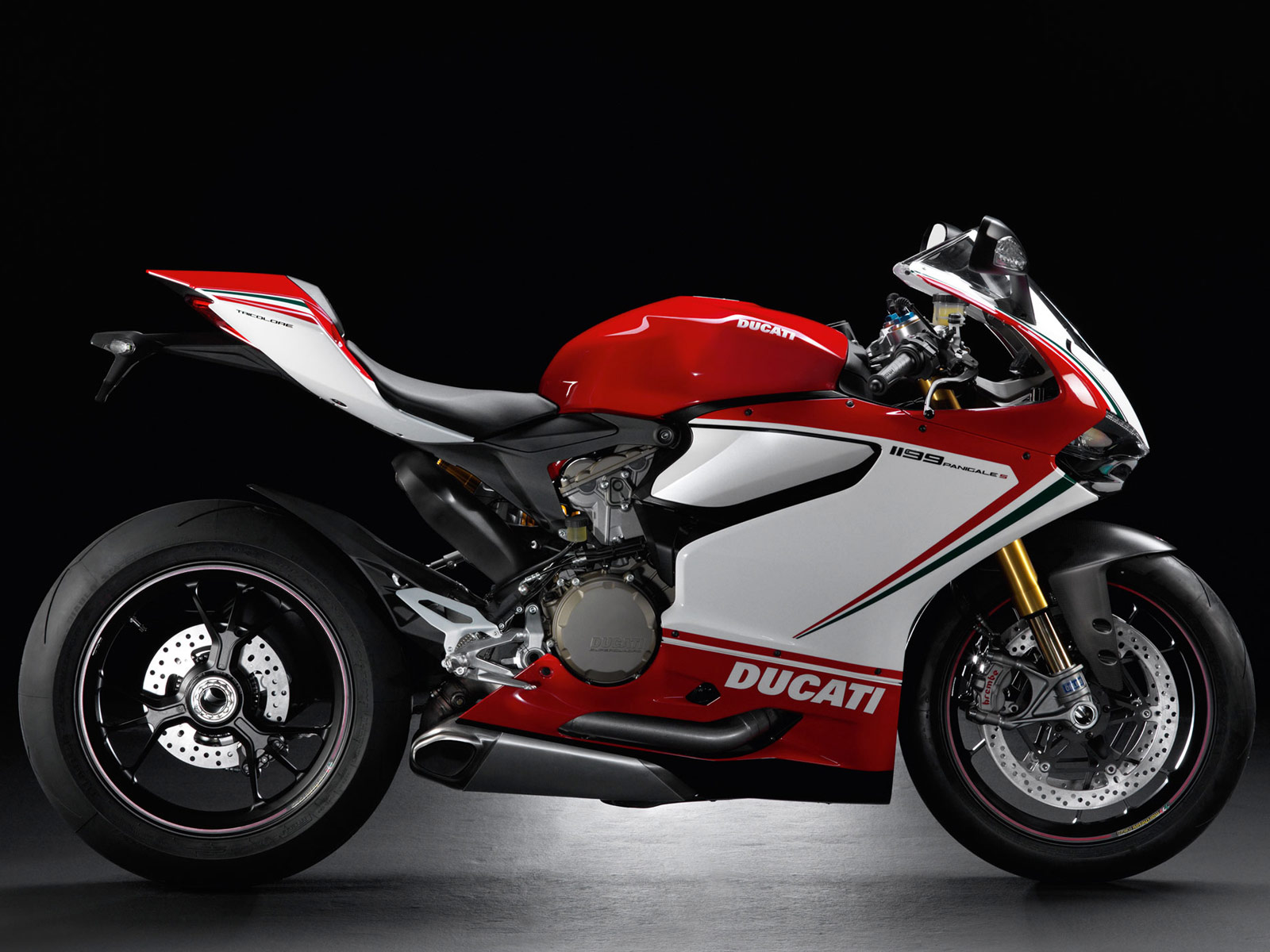 2013 Ducati Superbike 1199 Panigale S Tricolore photos