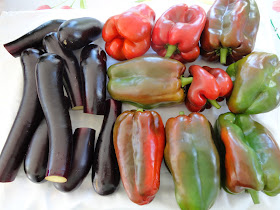 El Terrao - Dos urbanitas en el campo: PIMIENTOS Y BERENJENAS ASADAS EN