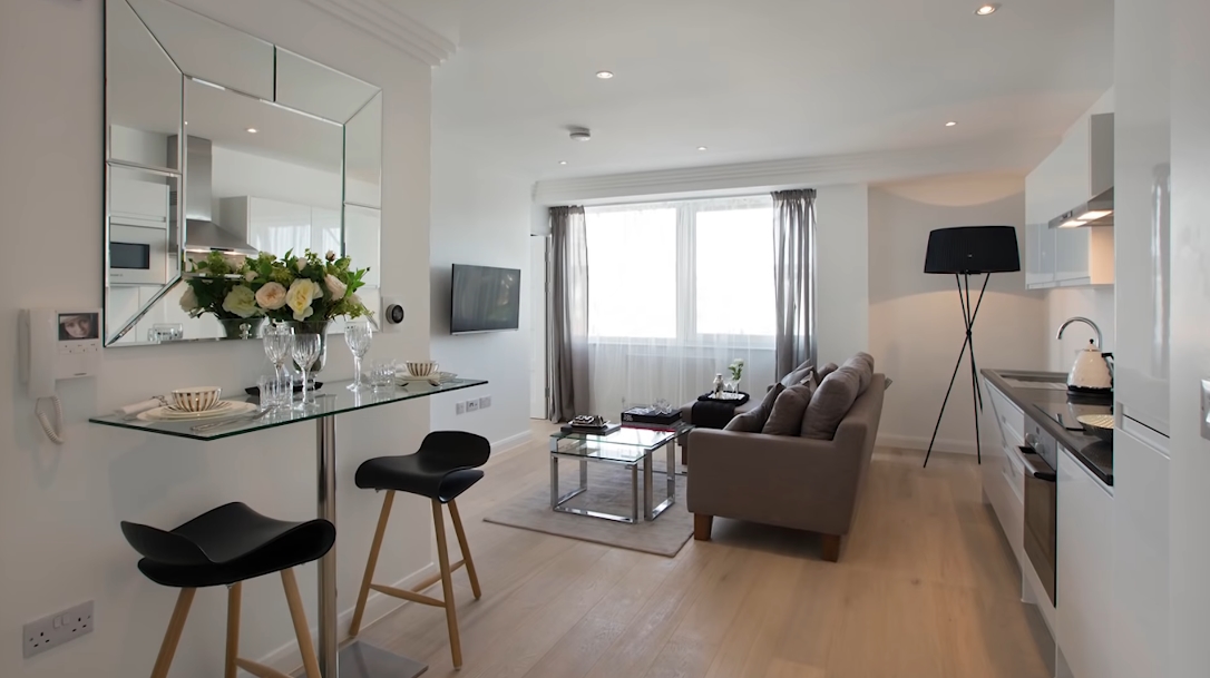 32 Interior Design Photos vs. UK's Most Expensive Home Tour