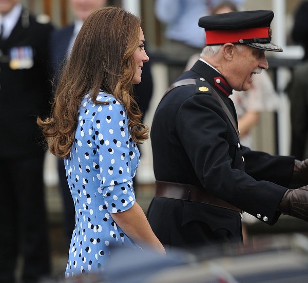 Kate-Middleton-Prince-William-4.jpg