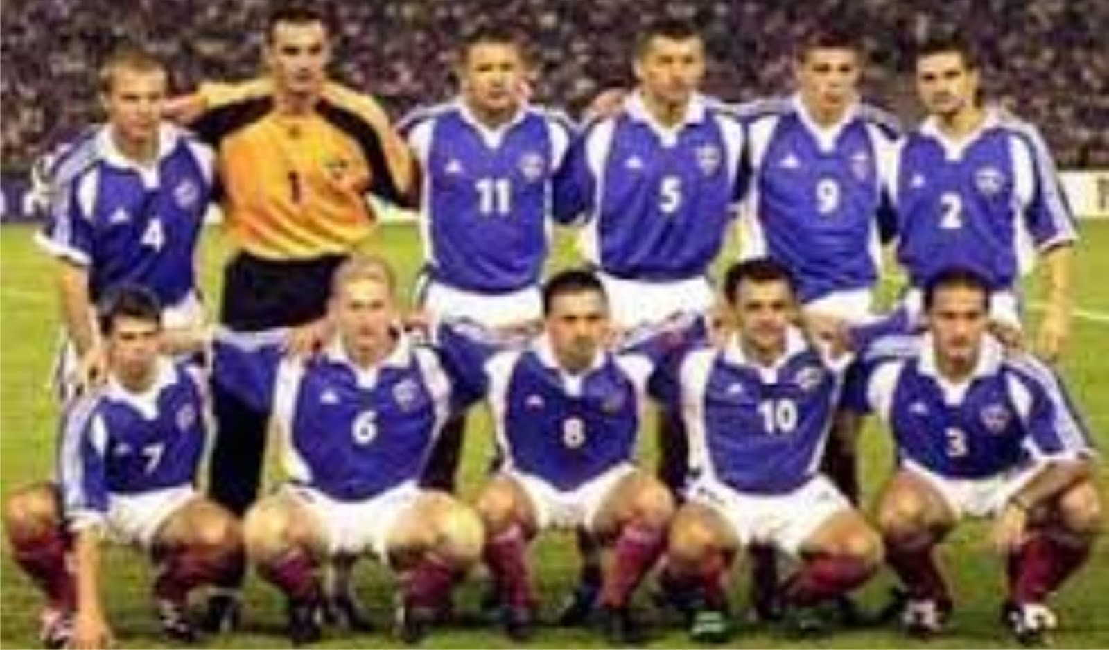 югославия футбол 2002. сборная югославия 1974. сборная югославии на евро 2000. синиша михайлович сборная югославии. югославия футбол.