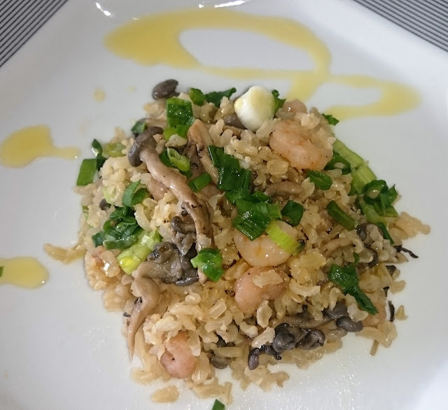 receita-culinária-gastronomia-frutos do mar-camarão-shimeji-arroz integral-jantar com amigos