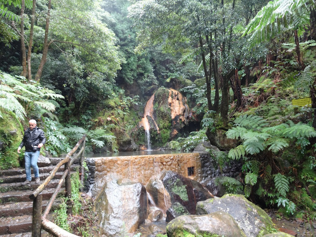 Visita à Caldeira Velha