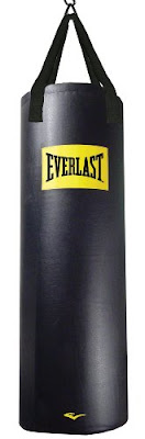 Best Heavy Bag Reviews: Best Heavy Bag Reviews : Everlast 4008 80-Pound Traditional Heavy Bag