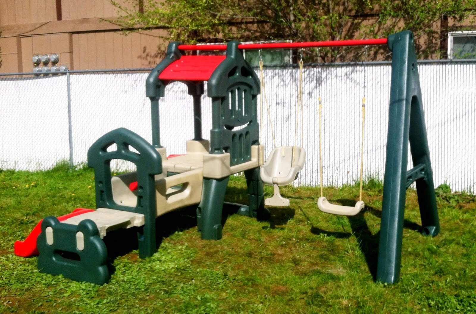 The Spectacular Attempt: Up-Cyling Little Tikes Swingset and Slide