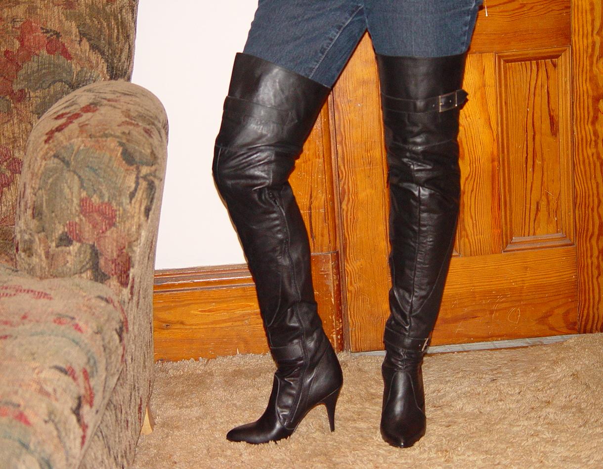 eBay Leather: Rare new-in-box Wild Pair thigh-high boots