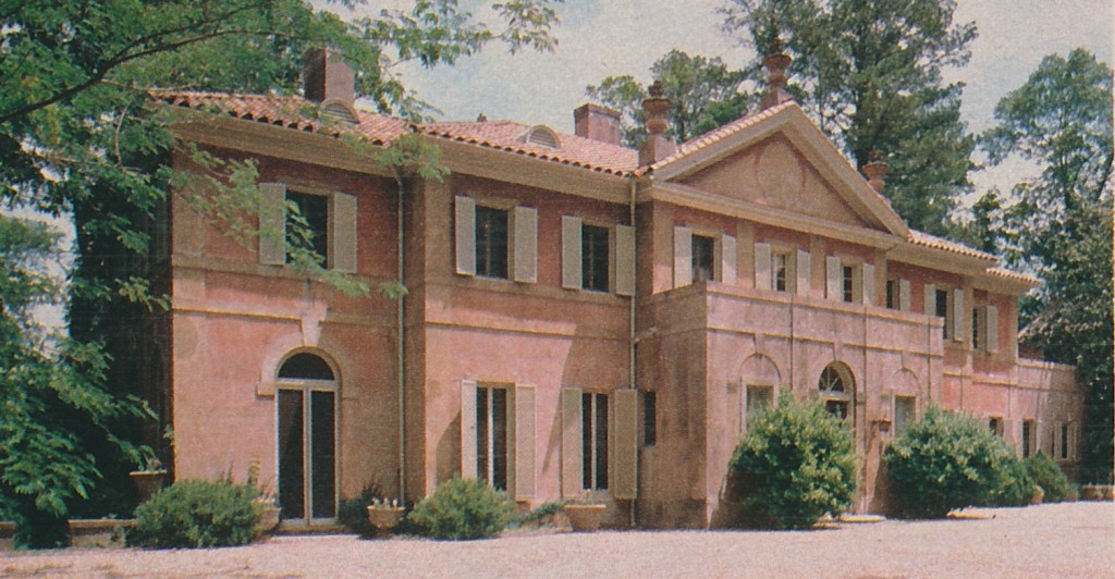 The Peak of Chic® The Andrew Calhoun House