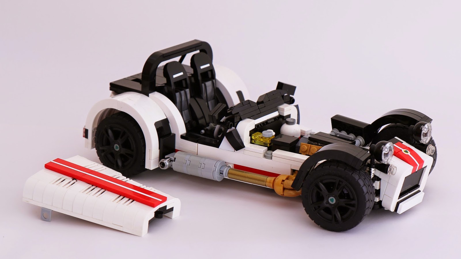 A Lego Caterham R500!