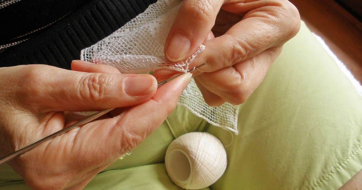 MARIETTE'S BACK TO BASICS {Crochet Edging on Antique French Knotted