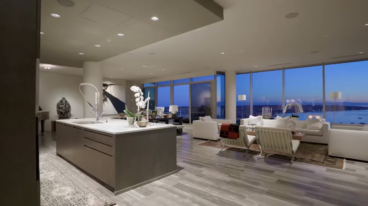 28 Photos vs. 1128 West Georgia Street #4901, Vancouver vs. Luxury Condo Interior Design Tour