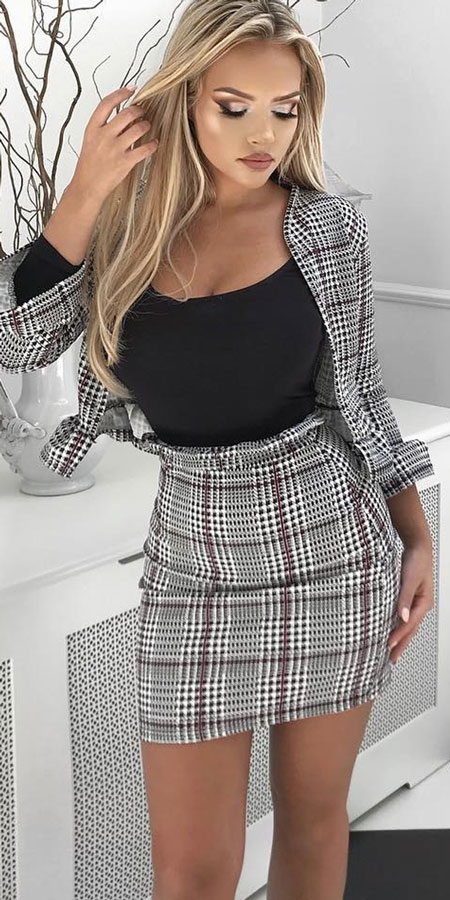 Find casual outfits winter to spring casual outfits and celebrity casual outfits. See 28 Best Comfy Casual Outfits to Wear Every Day of February. casual outfits night | dressie casual outfits | party outfits casual | casual autumn outfits | Casual Fashion via higiggle.com #fashion #stle #casualoutfits #comfy