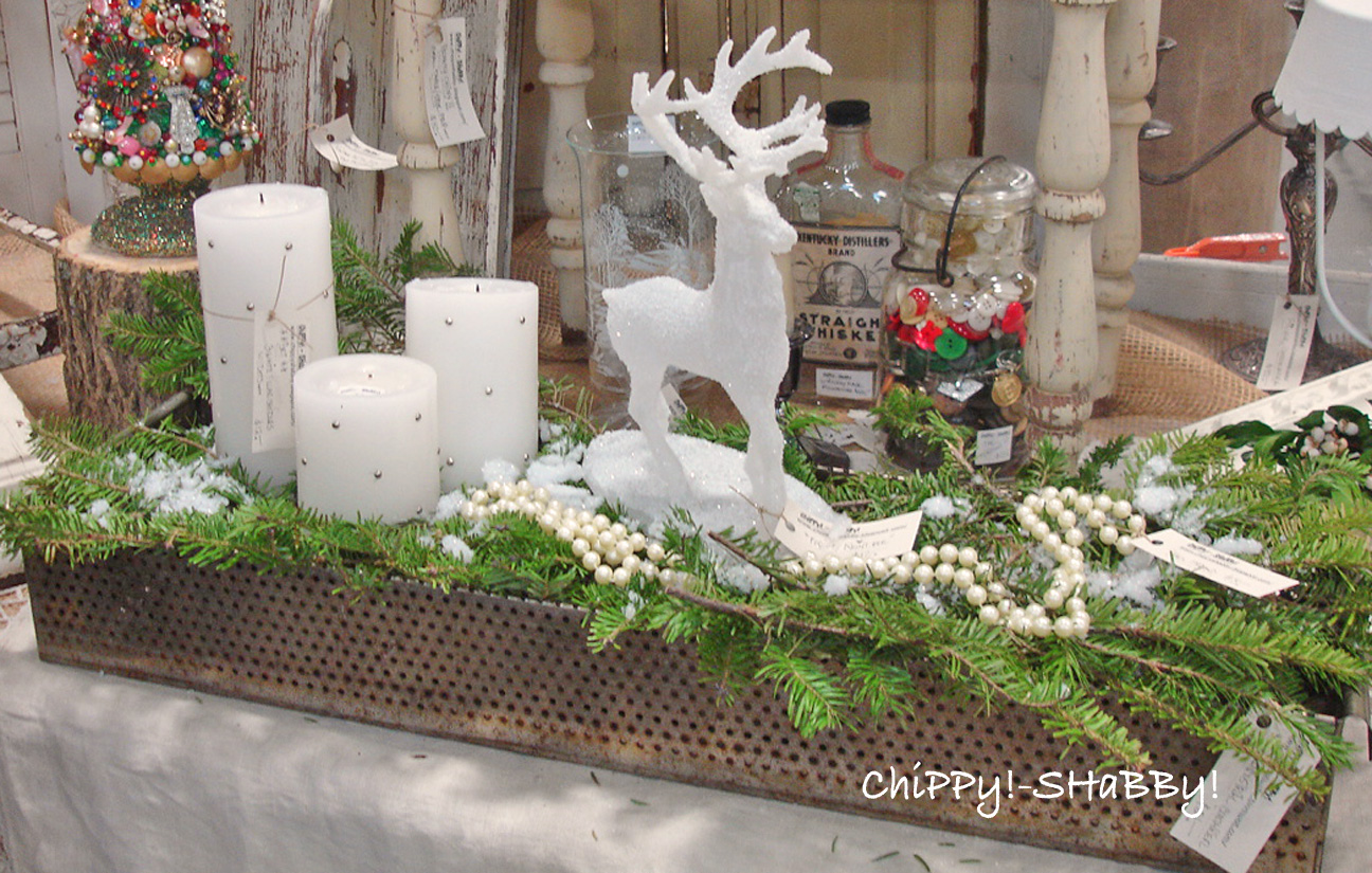 ChiPPy! SHaBBy! ChiPPy!SHaBBy! Booth December 2011 Grayslake Flea Illinois
