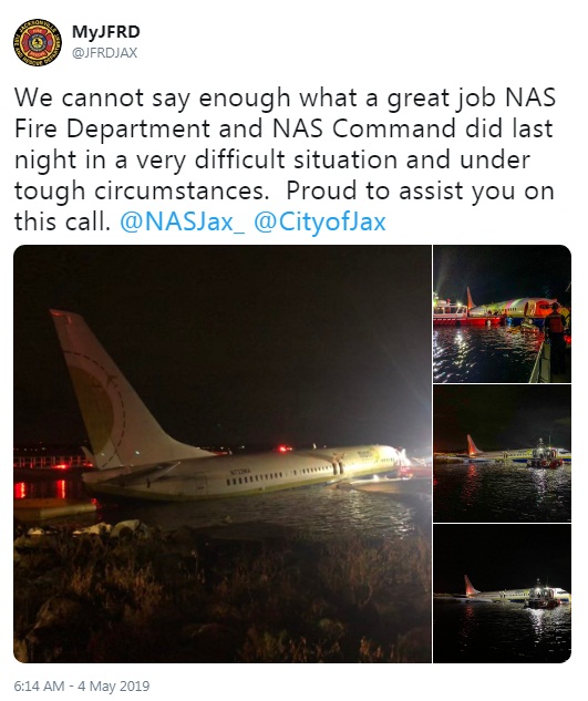 Plane carrying 143 slides off runway into river in Jacksonville