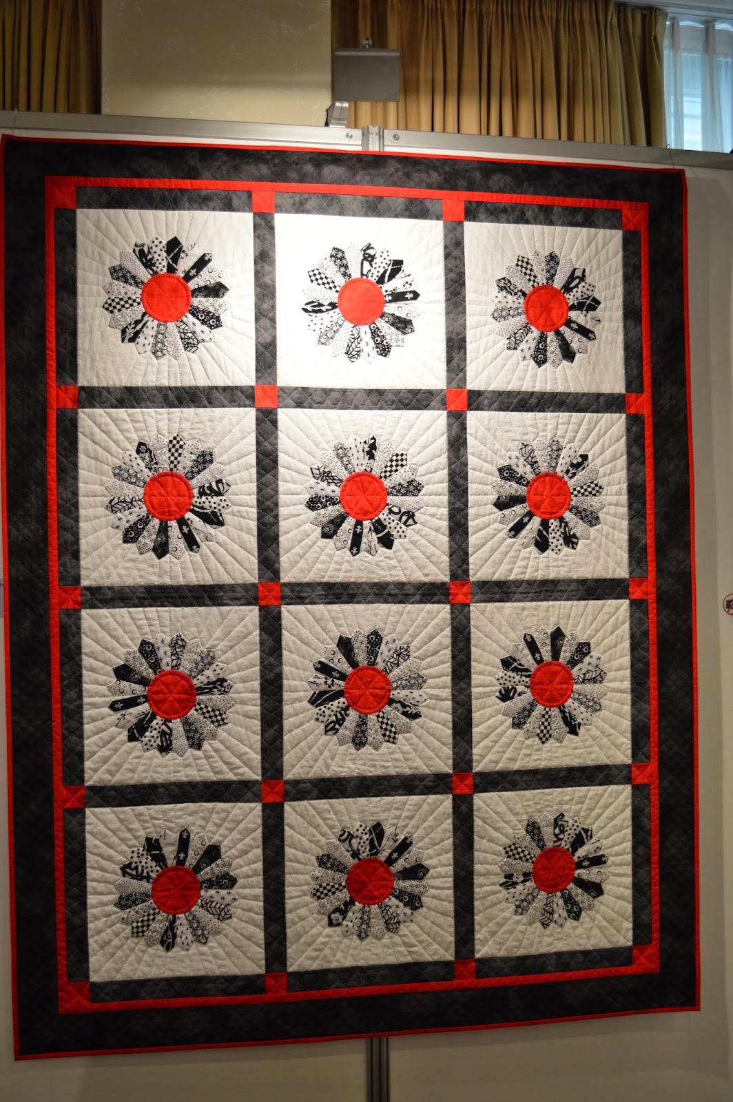 Oz Comfort Quilts. The Berlin Quilt Expo.