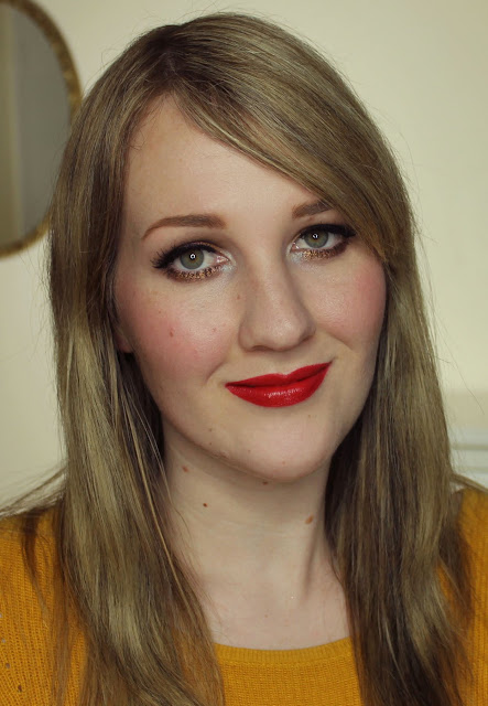 YSL Rouge Pur Couture - 01 Le Rouge Lipstick Swatches & Review