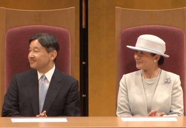 Emperor and Empress attended celebrations of 70th anniversary of enforcement of the National Rehabilitation System