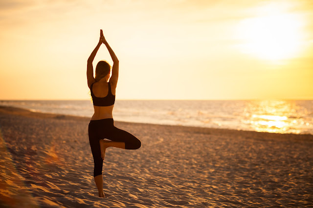 Hạn chế 5 động tác yoga khi bạn có triệu chứng về khớp gối