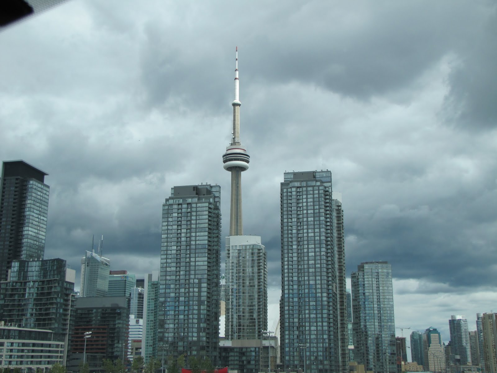 Cn tower essay 07 picture