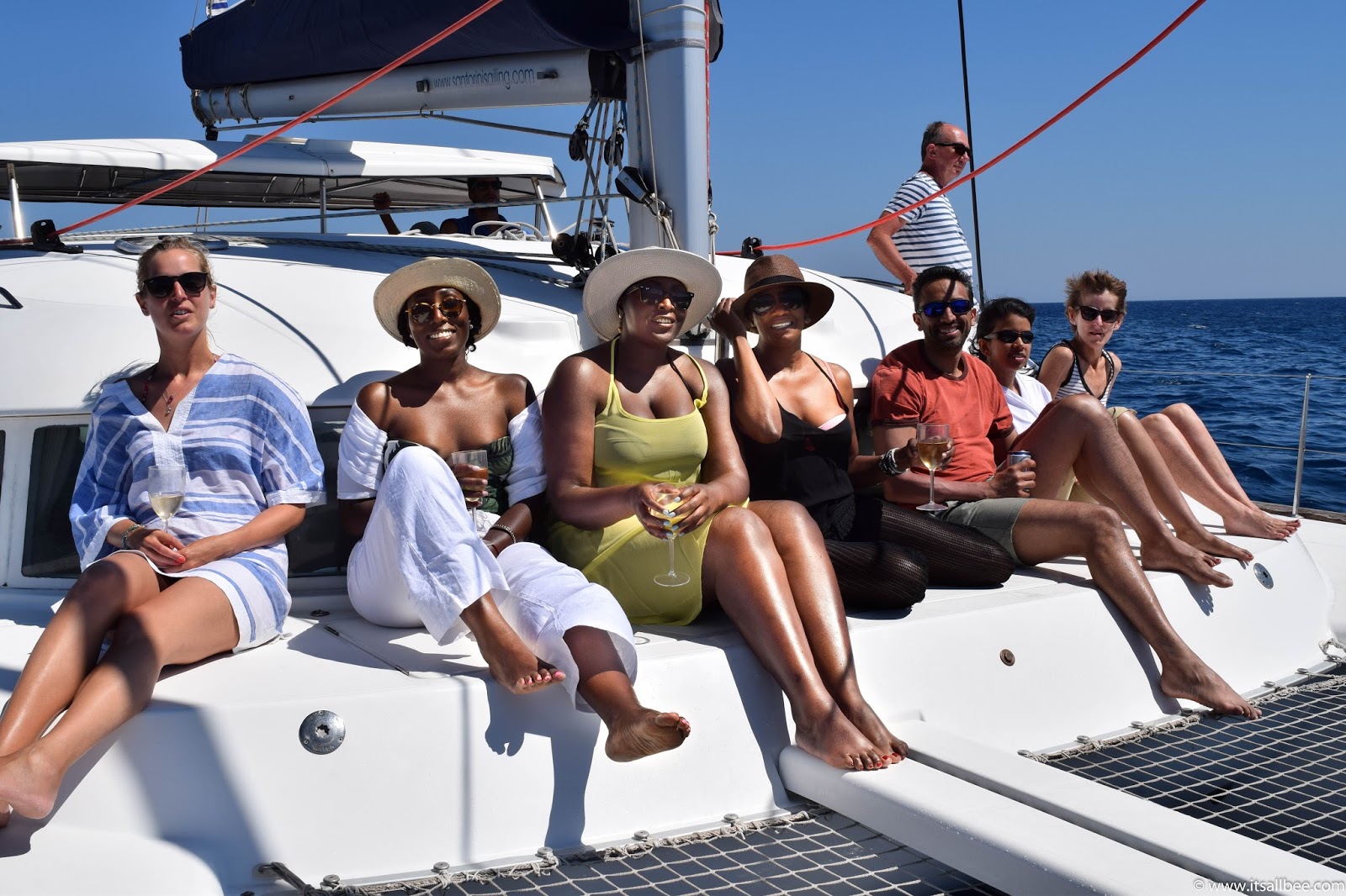 Complete Guide To The Best Santorini Boat Tours