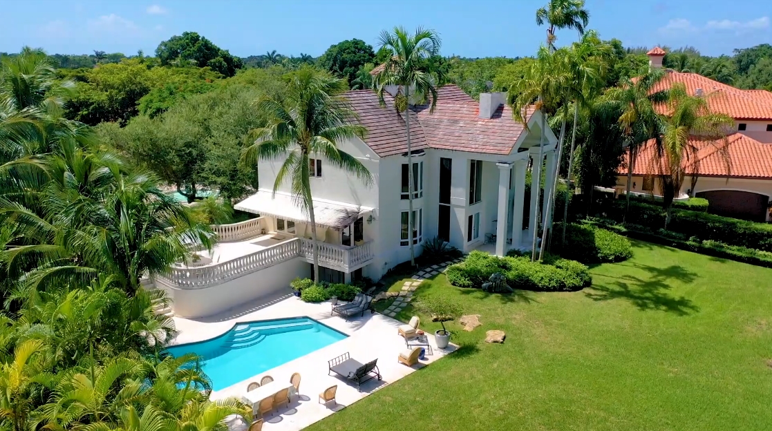 Tour 450 Ridge Rd, Coral Gables Home vs. 22 Interior Design Photos