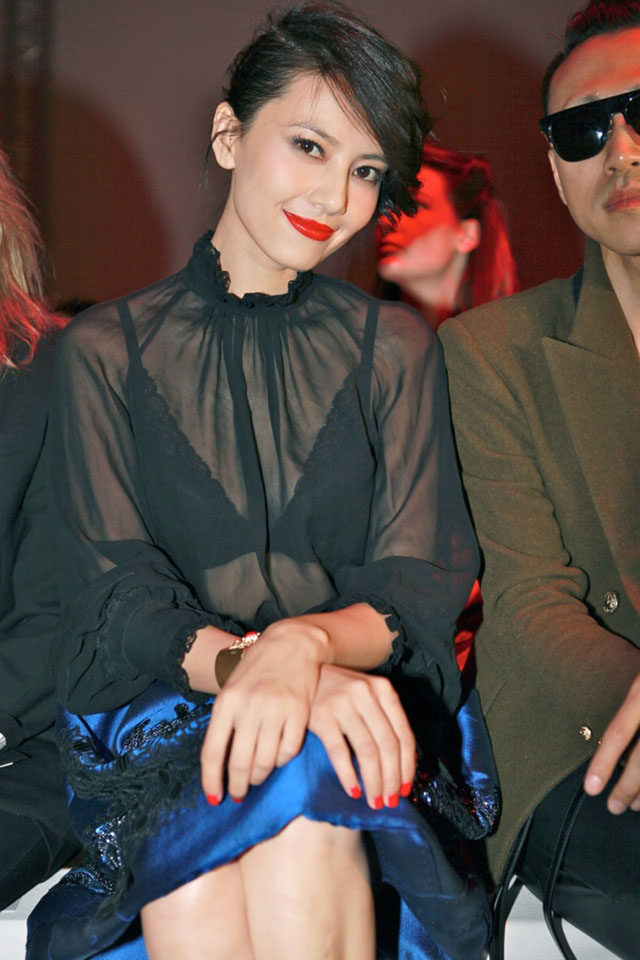 Favorite Hong Kong actresses: More Gao Yuan-Yuan at Paris Fashion Week